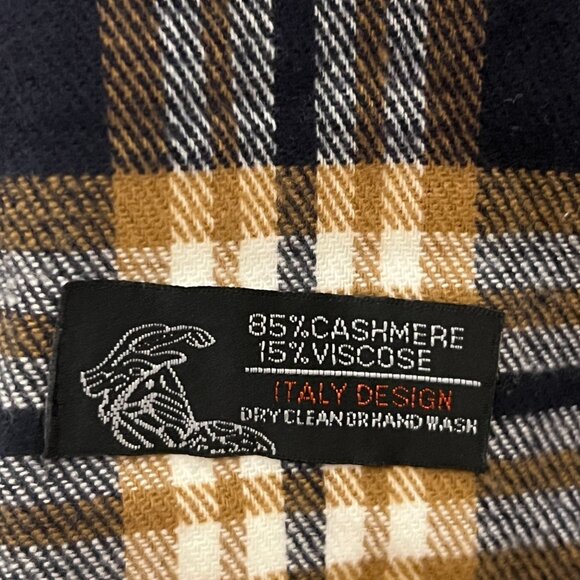 Cashmere Blend Plaid Scarf 85% Cashmere 15% Viscose – Soft Tartan Winter Wrap - Picture 4 of 6